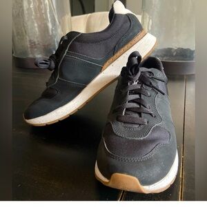 UGG Stylish Black Sneakers sze 6.5